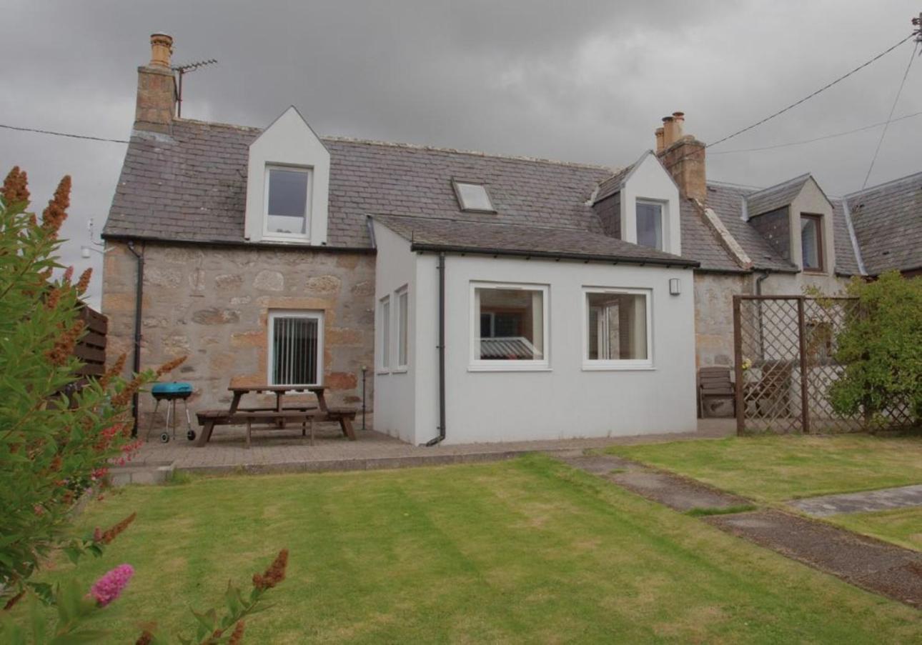 Mike'S 3-Bedroom Countryside Cottage Alness Kültér fotó